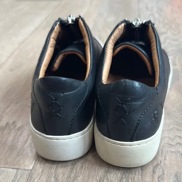 Women’s Frye Lena Zipper Sneakers Size 5.5 - Picture 2 of 7